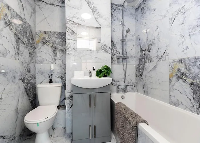 Quiet Corner Haven شقة